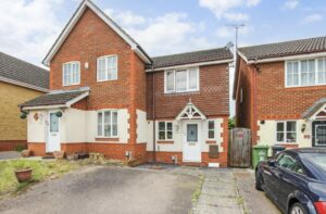 Dairy Glen Avenue, EN8 8JW